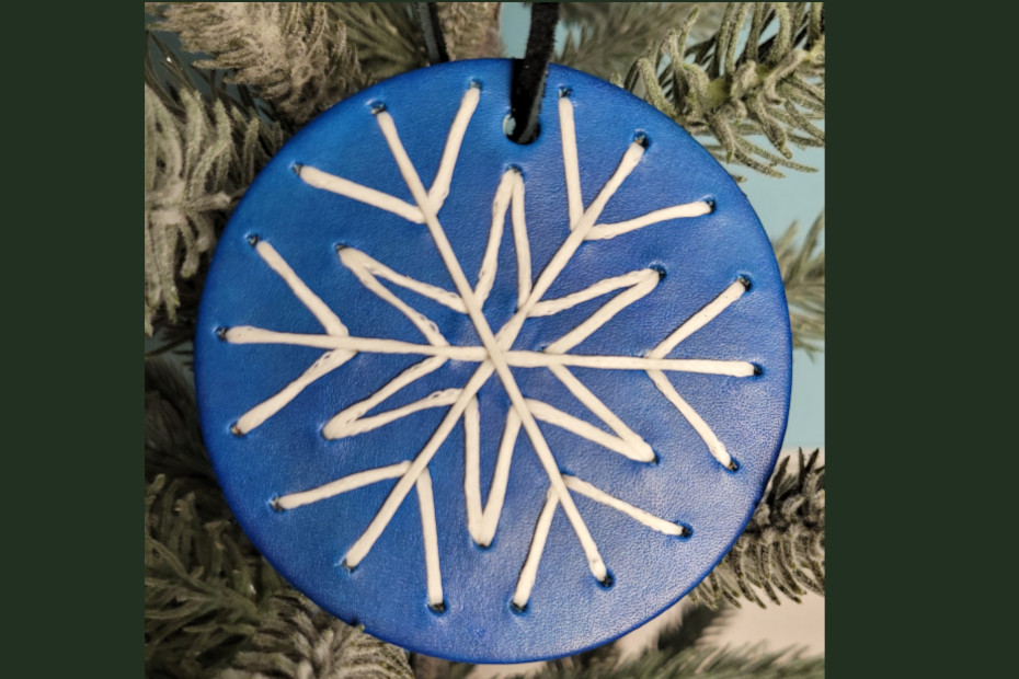 Snowflake ornament kit header